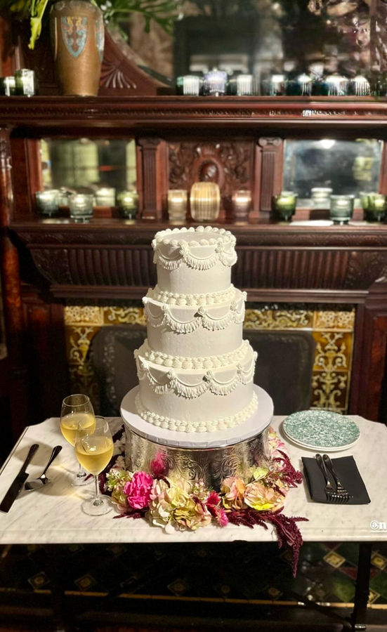 The cake — Taylor and John’s Wedding at The Columns